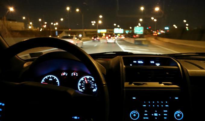 خطرات رانندگی در شب