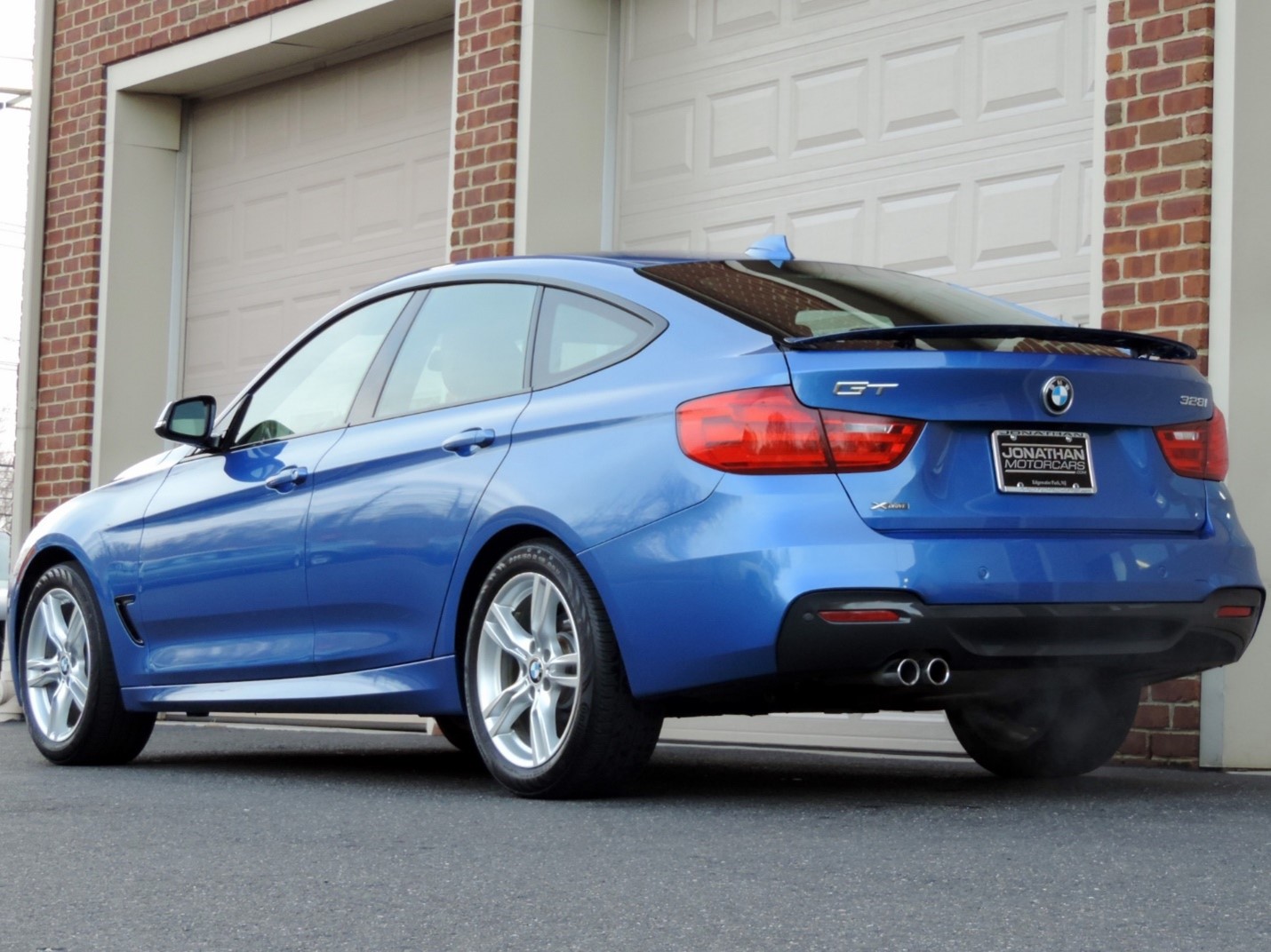 بررسی بی‌ام‌و 328i GT سری 3 | تست خودرو BMW 328i GT | سپهر 
